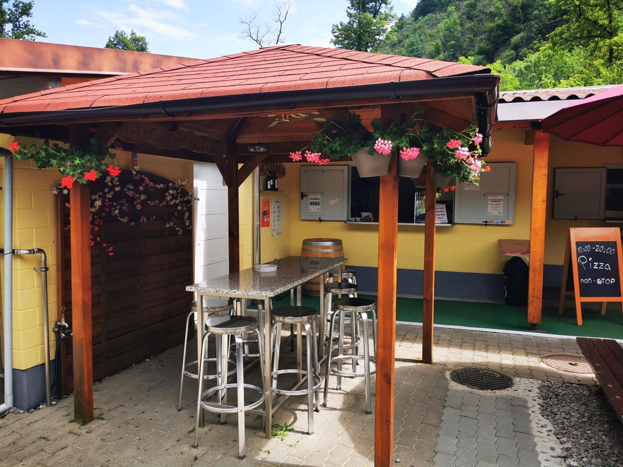 Camping Melezza Losone Bagian luar foto